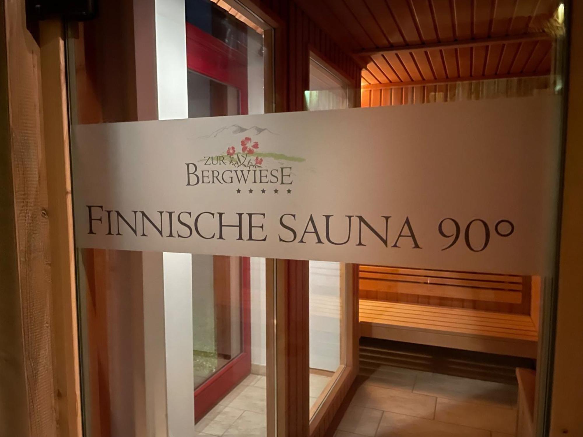 Zur Bergwiese 5 Sterne Appartementhaus Furstenau  Bilik gambar