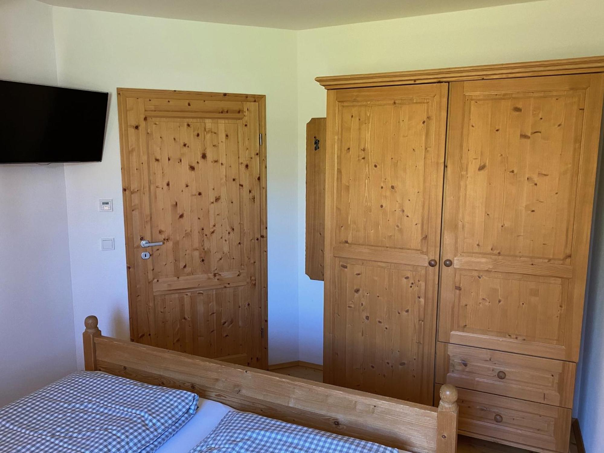 Zur Bergwiese 5 Sterne Appartementhaus Furstenau  Bilik gambar